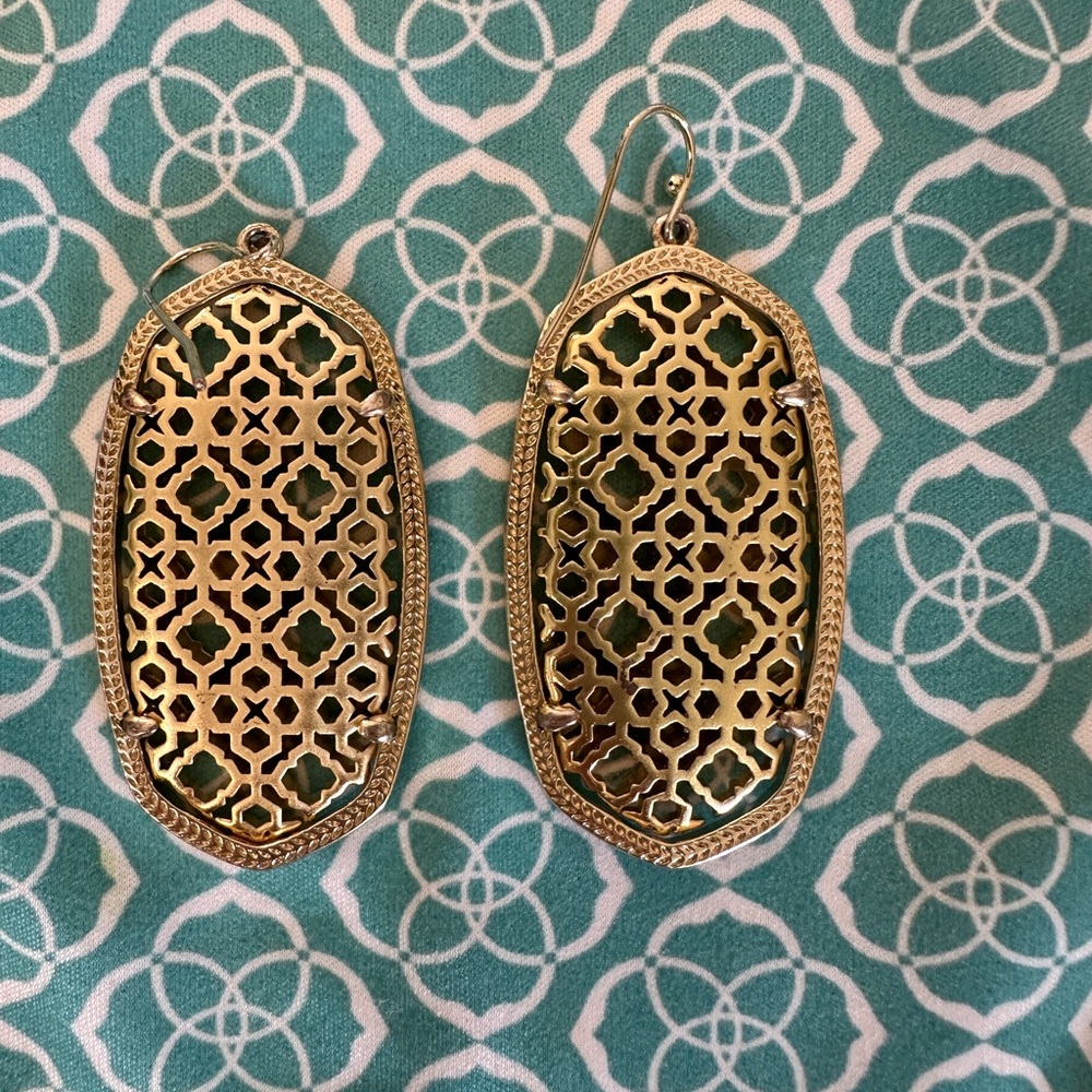 Kendra Scott Elle earrings in gold filigree
